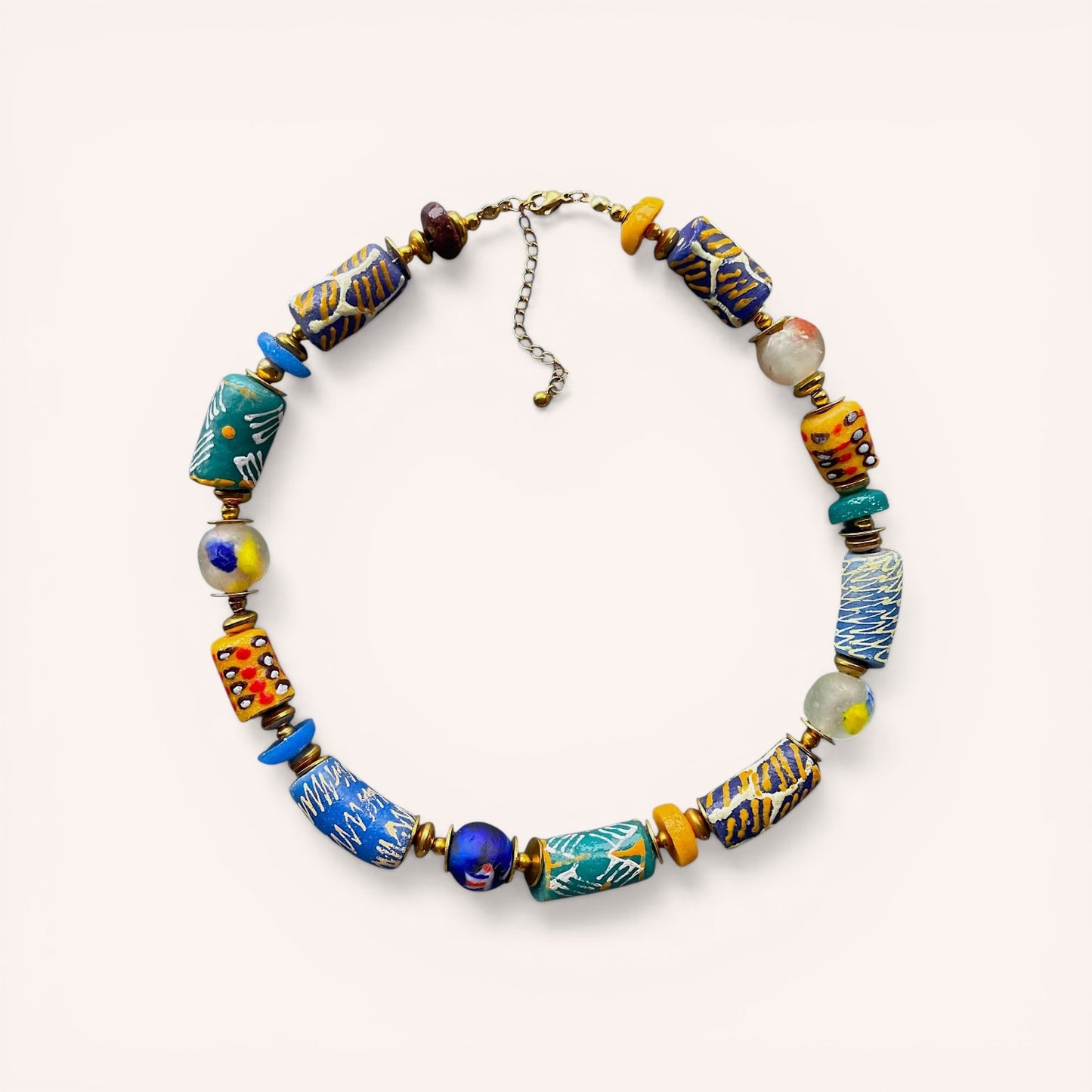 LE COLLIER SARA