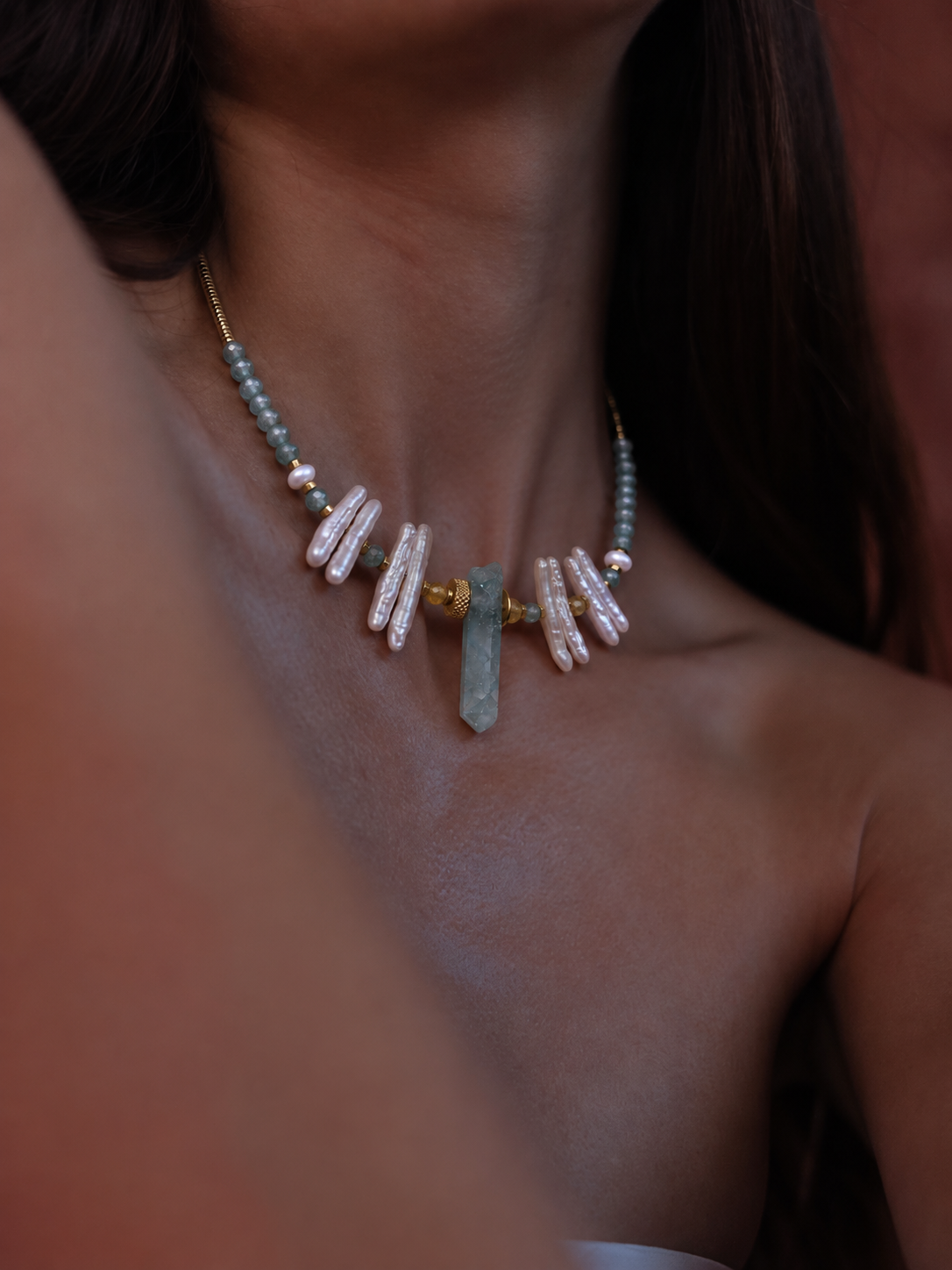 LE COLLIER NADÈGE