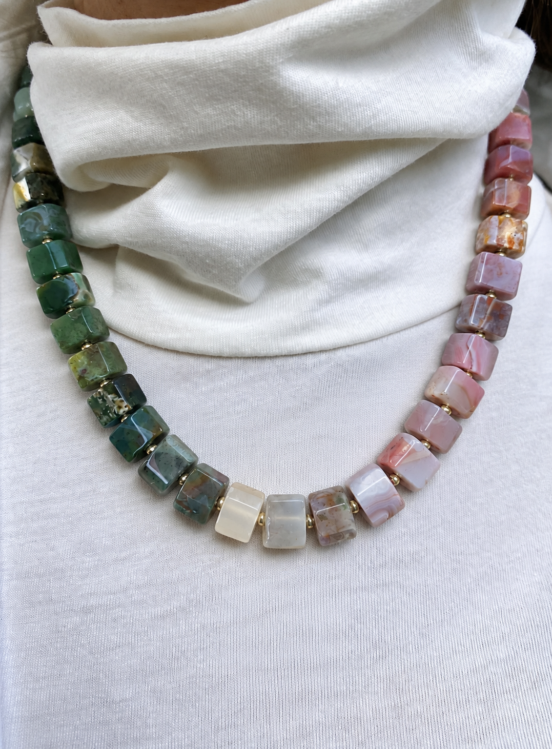 LE COLLIER PATY