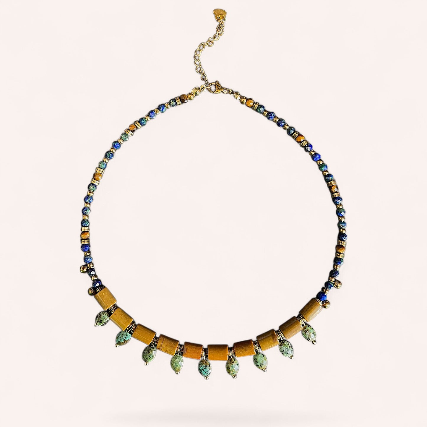 LE COLLIER SILENE