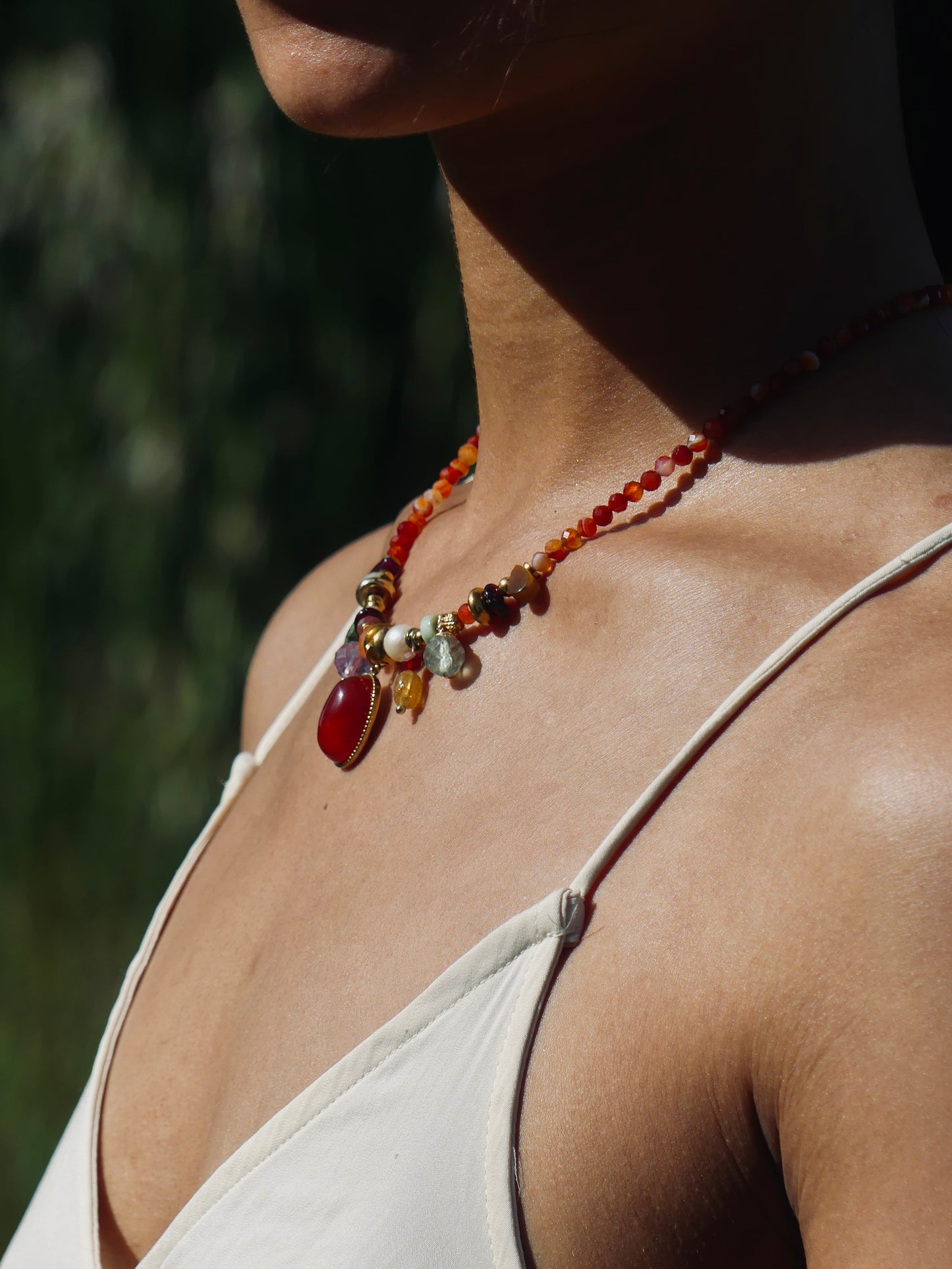 LE COLLIER NADÈGE